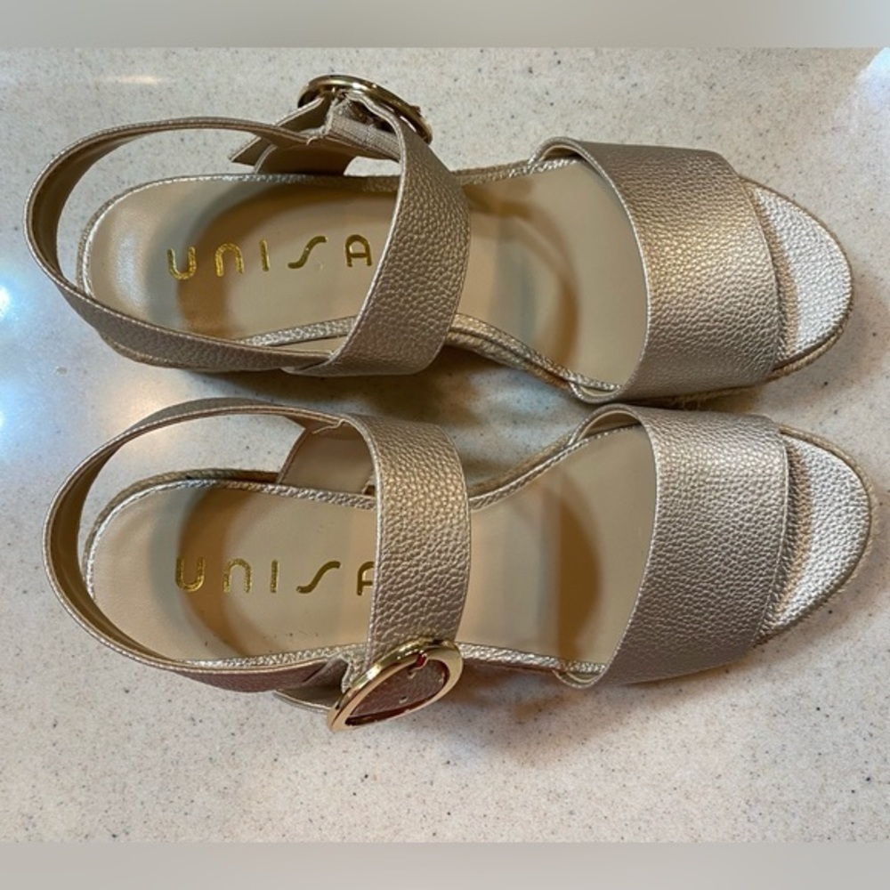 UNISA Silver‎ Sandals